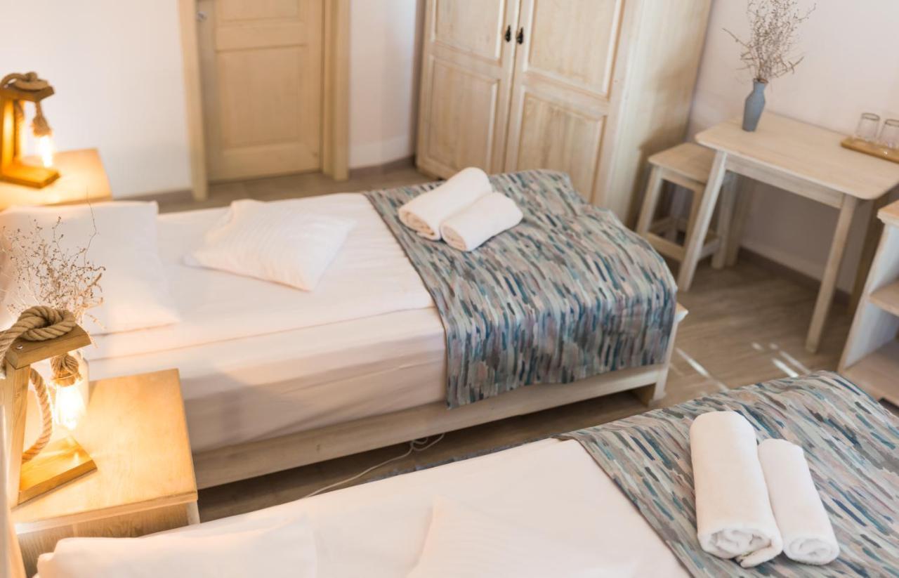 Pensiunea Nest Dunavăţu de Jos Buitenkant foto
